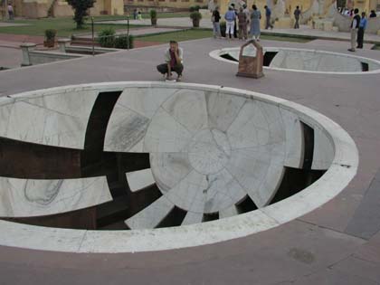 PA240228